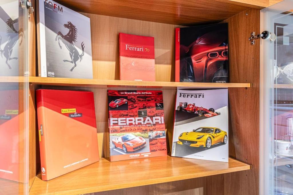 Ferrari Museum & Train Station - Il Cavallino Loft Apartment Модена Екстериор снимка